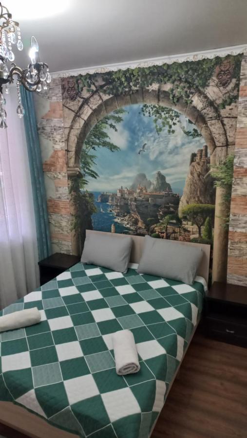 Camelot Hotel Бишкек Экстерьер фото